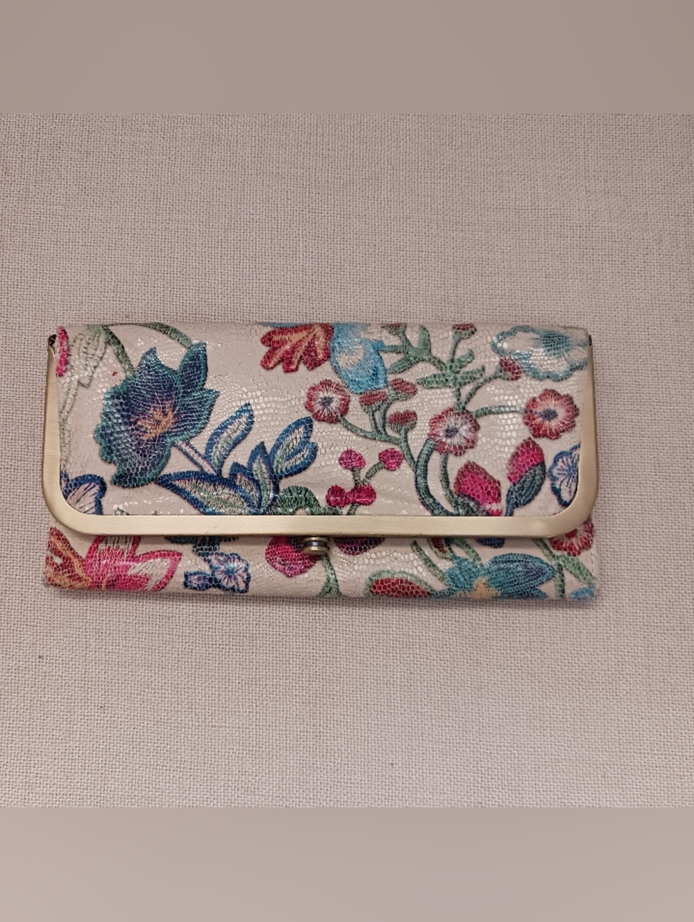 HOBO Rachel Floral Stich Leather Cream Clutch Wallet